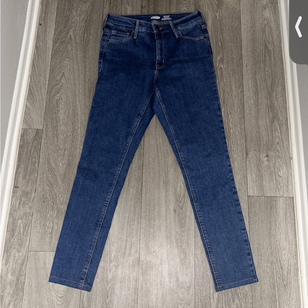 Old navy rockstar super skinny jeans